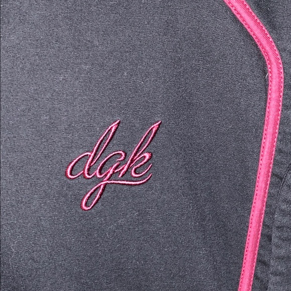 DGK “ World Is Yours “ Baseball Tee - Picture 3 of 3